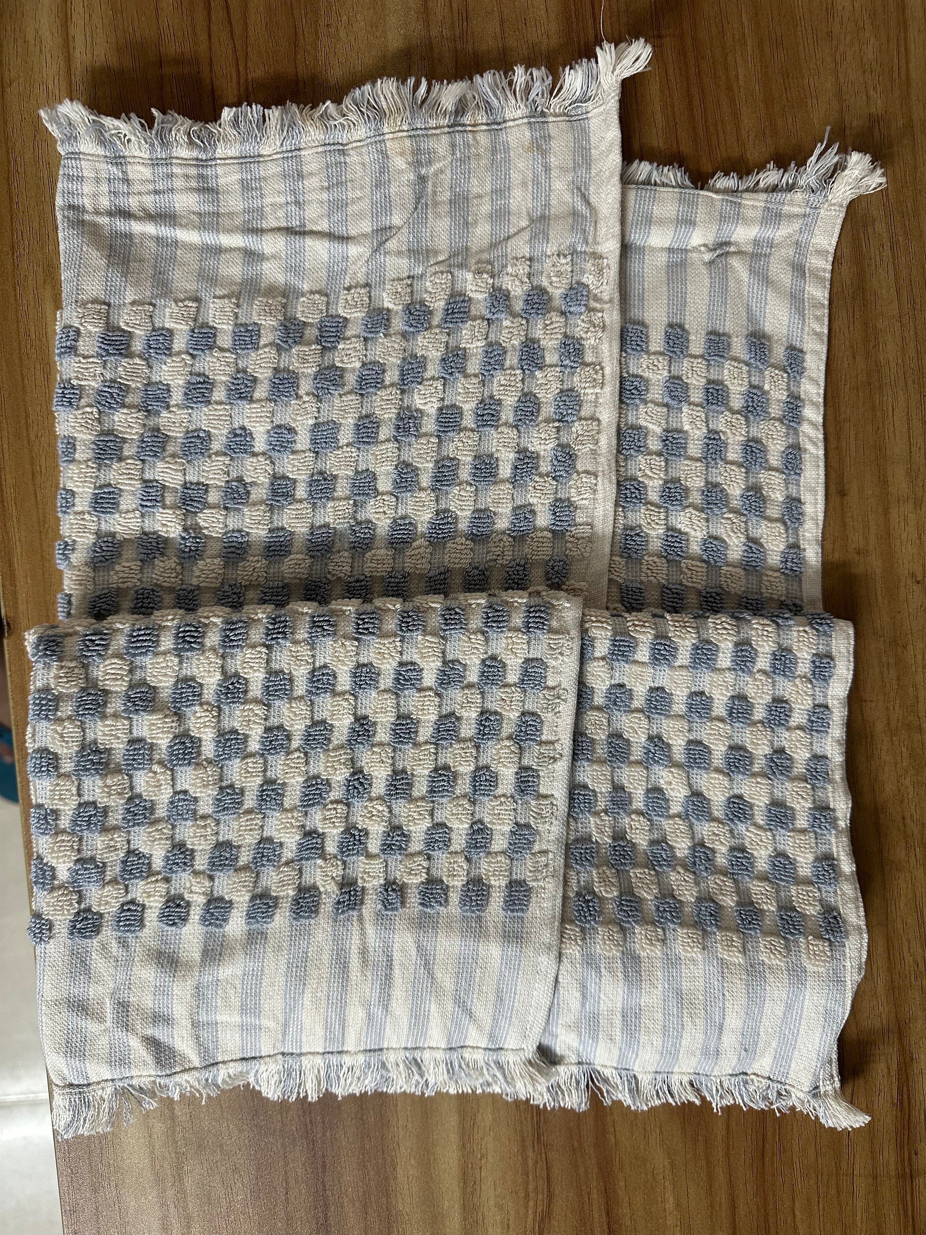 Gym Towel    Popcorn Weave (20x29 Inch)